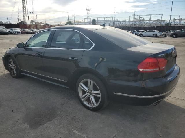 2012 Volkswagen Passat SEL