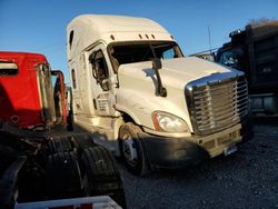 Salvage trucks for sale at Lebanon, TN auction: 2016 Freightliner Cascadia 125