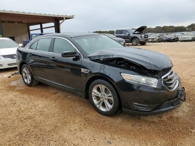 2018 Ford Taurus SEL