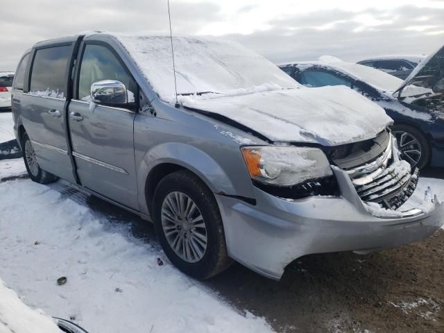 2015 Chrysler Town & Country Touring L