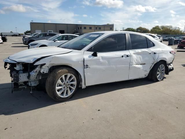 2022 Toyota Camry LE