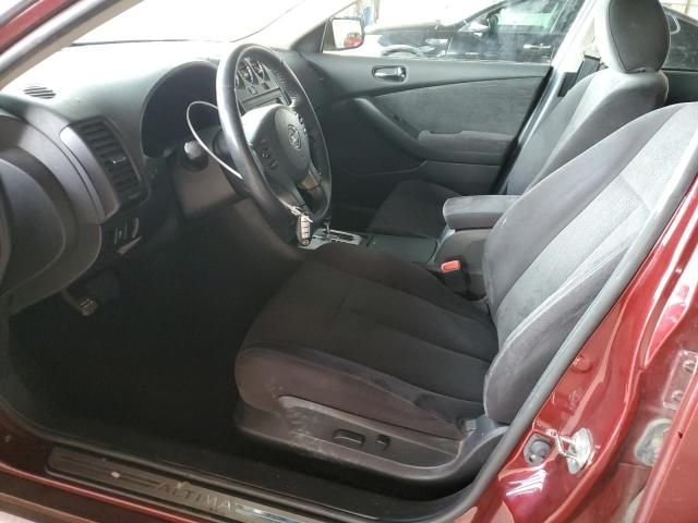 2011 Nissan Altima Base