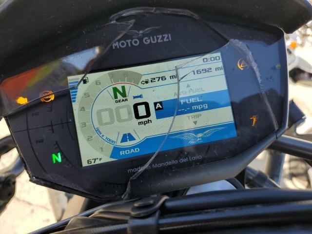 2023 Moto Guzzi V85 TT Guardia D'ONORE