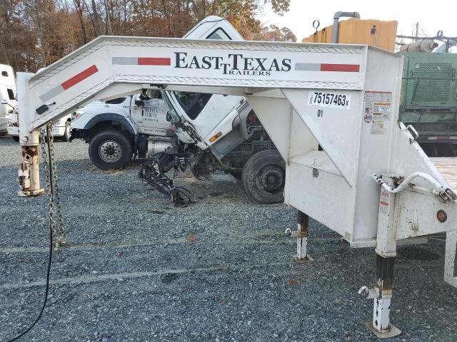 2023 East Manufacturing Trailer