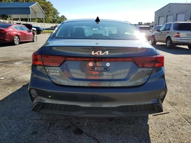 2023 KIA Forte LX