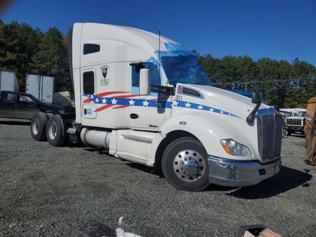 2018 Kenworth Construction T680