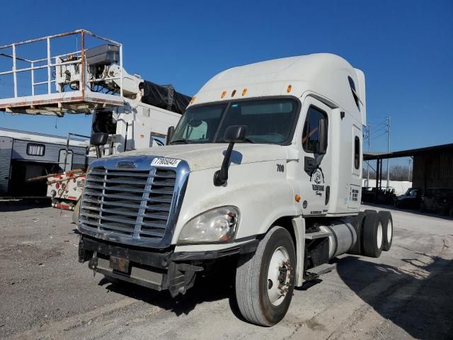 2012 Freightliner Cascadia 125