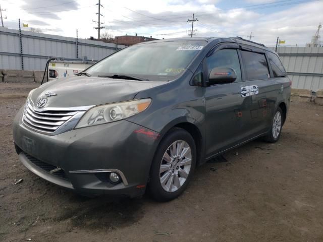 2011 Toyota Sienna XLE