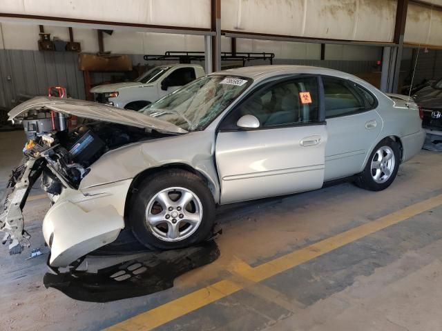 2004 Ford Taurus SE