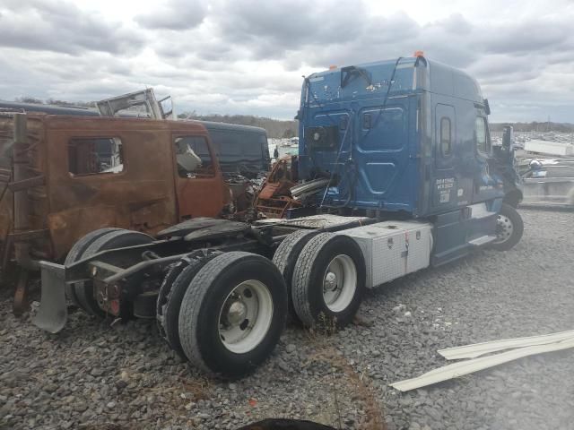 2014 Freightliner Cascadia 125