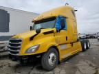 2019 Freightliner Cascadia 126