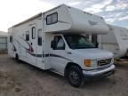 2004 Ford Econoline E450 Super Duty Cutaway Van