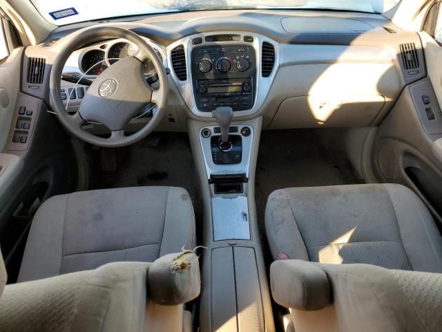 2004 Toyota Highlander Base