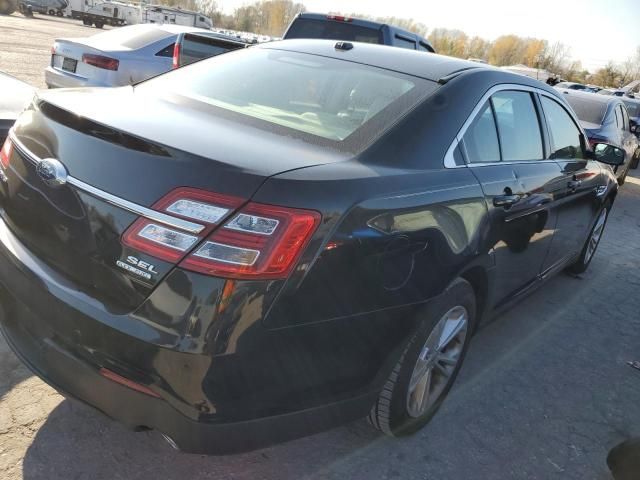 2016 Ford Taurus SEL