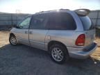 2000 Dodge Caravan SE