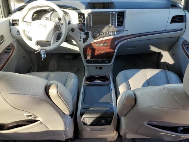 2011 Toyota Sienna XLE