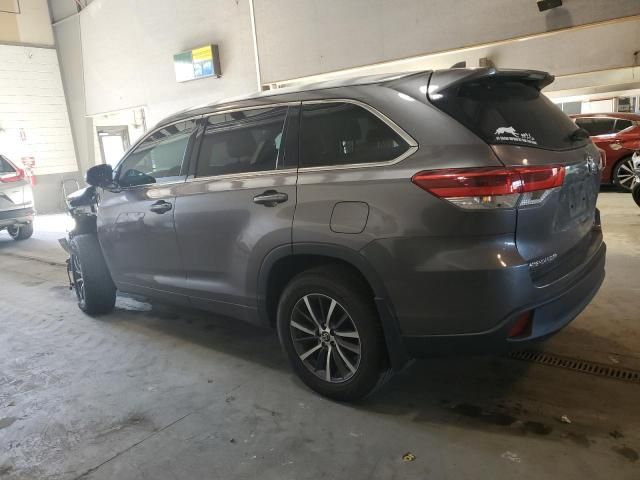 2017 Toyota Highlander SE