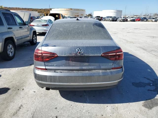 2018 Volkswagen Passat SE