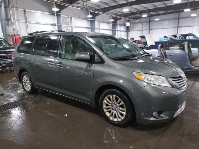 2011 Toyota Sienna XLE