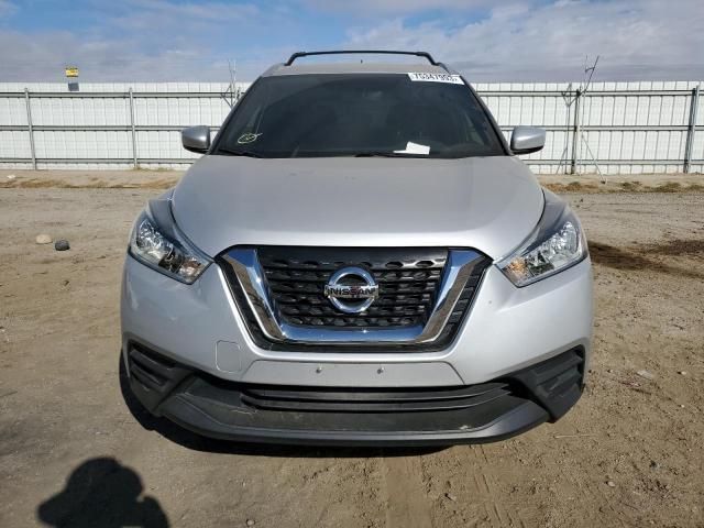 2019 Nissan Kicks S