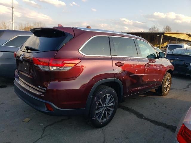 2018 Toyota Highlander SE