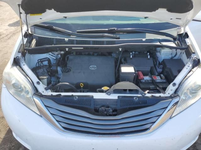 2011 Toyota Sienna XLE