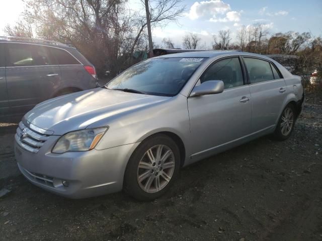 2005 Toyota Avalon XL