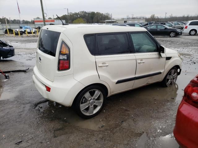 2011 KIA Soul +