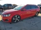 2016 Volkswagen Golf Sportwagen S