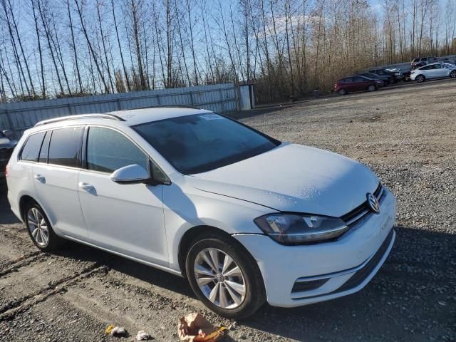 2019 Volkswagen Golf Sportwagen S