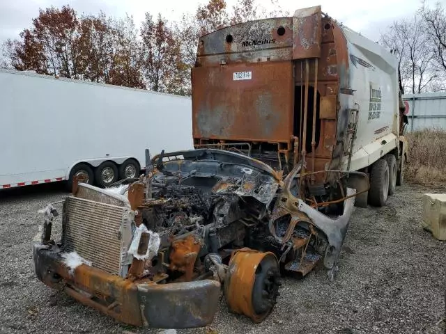 2013 Freightliner M2 106 Medium Duty