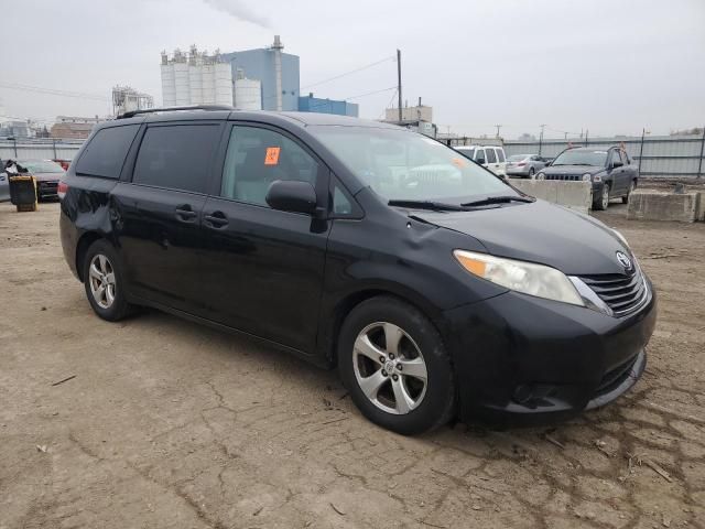 2011 Toyota Sienna LE