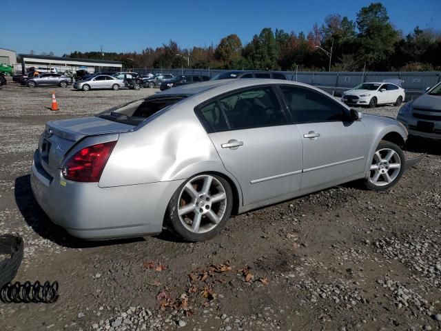 2004 Nissan Maxima SE