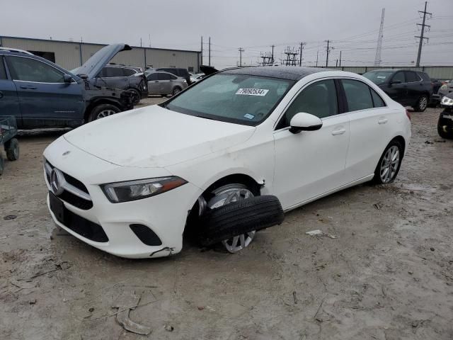 2019 Mercedes-Benz A 220