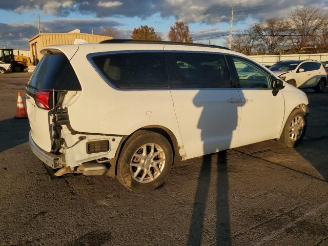 2020 Chrysler Voyager LXI