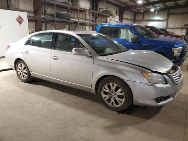 2010 Toyota Avalon XL