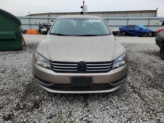 2015 Volkswagen Passat S