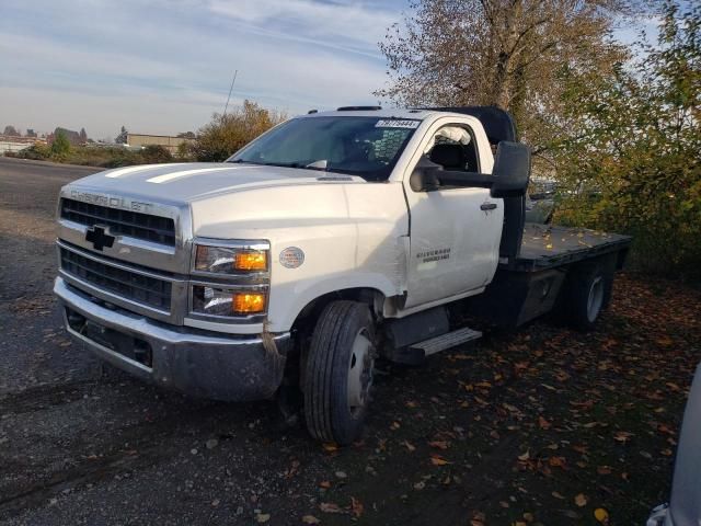 2022 Chevrolet Silverado Medium Duty