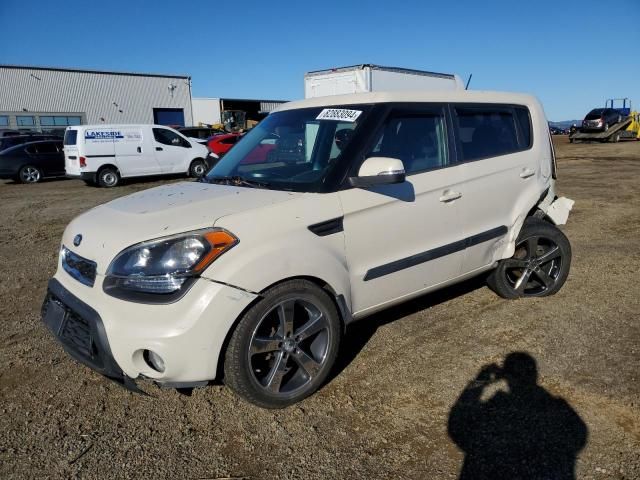 2013 KIA Soul +