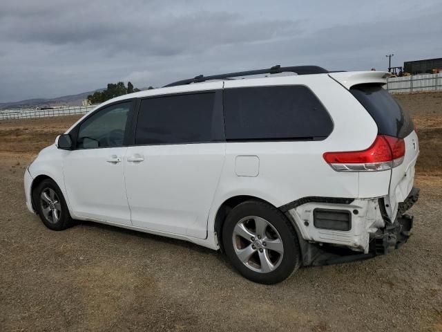 2014 Toyota Sienna LE