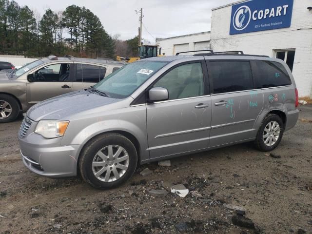 2013 Chrysler Town & Country Touring