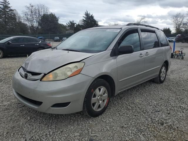 2006 Toyota Sienna CE