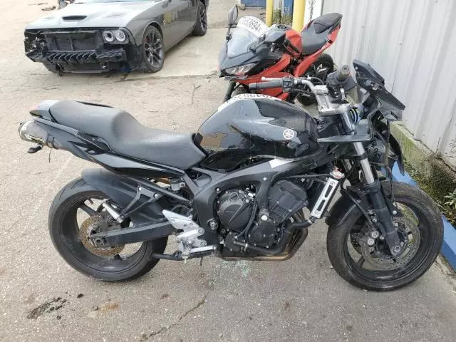 2009 Yamaha FZ6 SHG