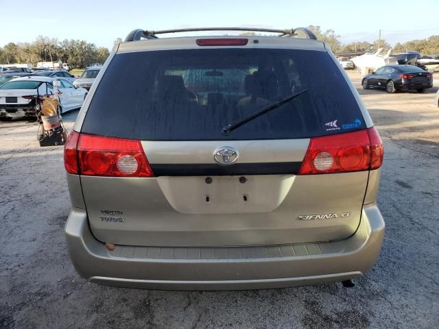 2010 Toyota Sienna CE