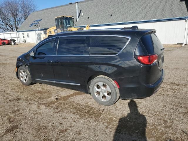 2017 Chrysler Pacifica Touring L Plus