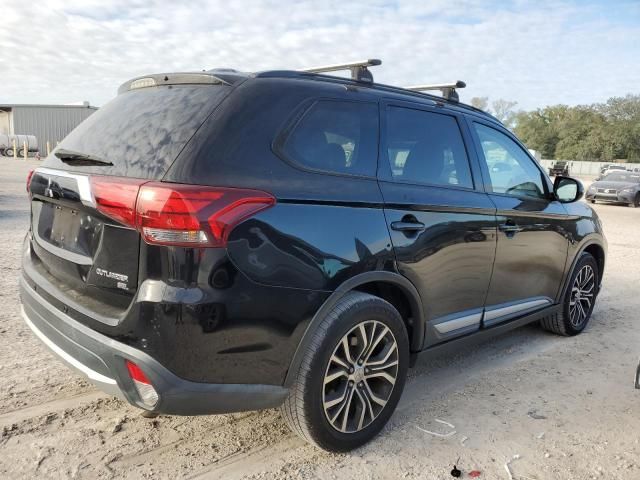 2016 Mitsubishi Outlander SE