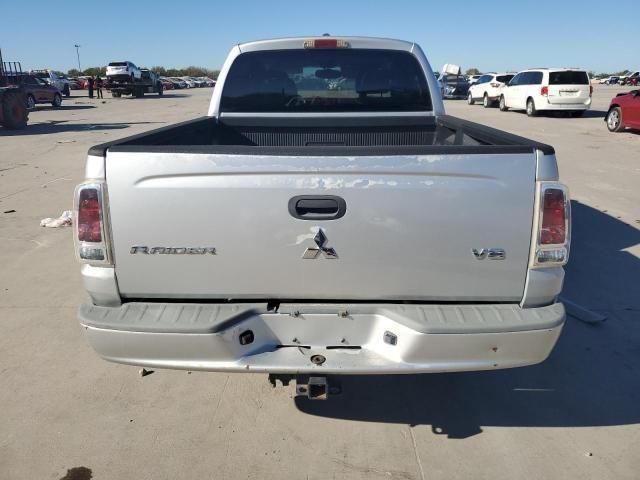 2006 Mitsubishi Raider XLS