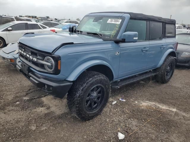 2023 Ford Bronco Base