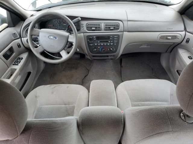 2005 Ford Taurus SE