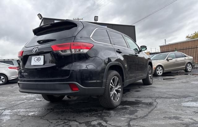 2019 Toyota Highlander LE